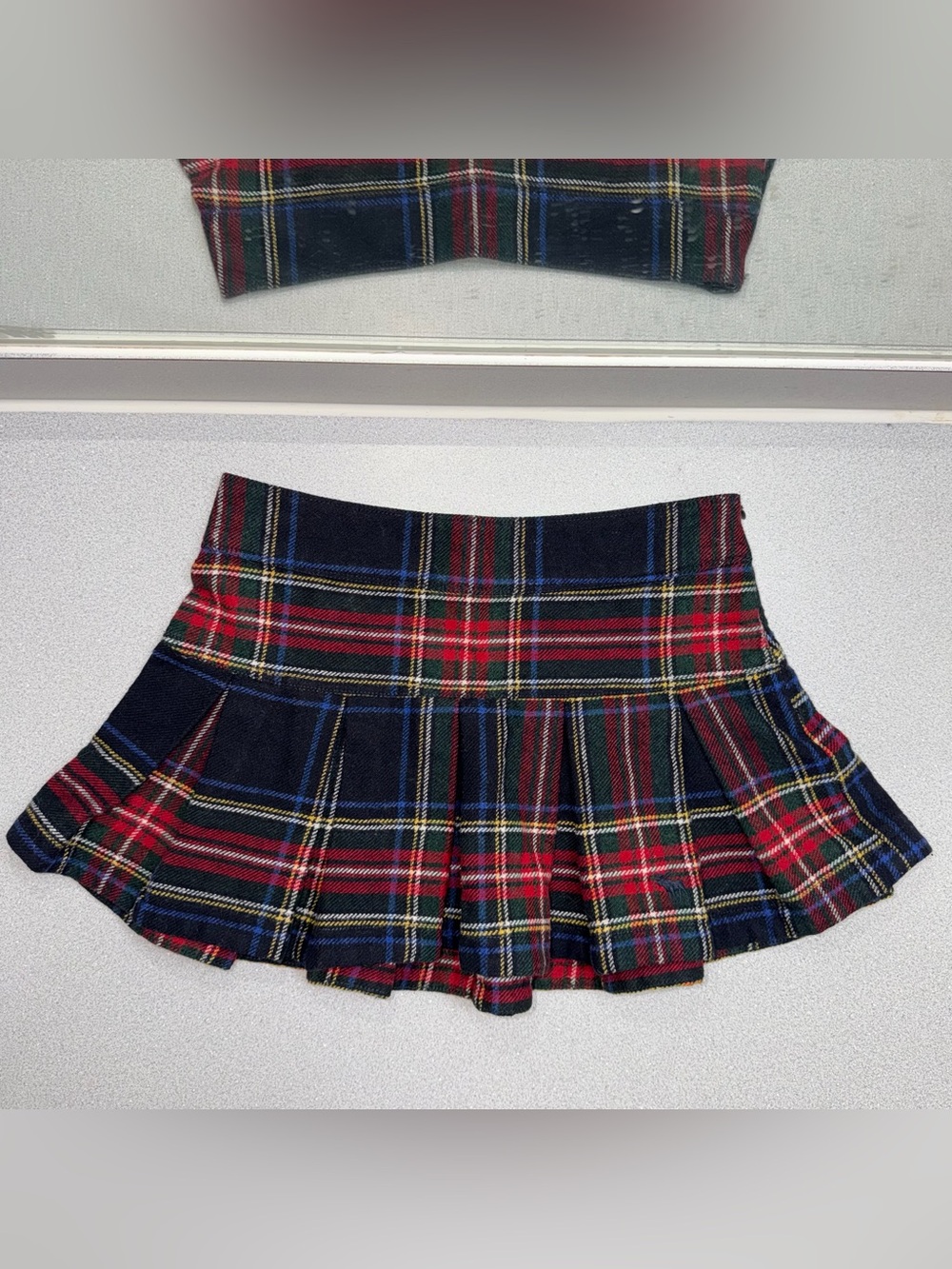 Vintage Y2K Abercrombie & Fitch 2000s Wool Blend Plaid Pleated Mini Skirt